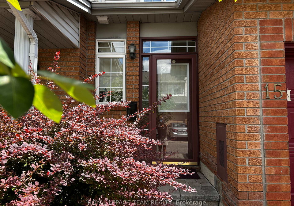 15-santa-cruz-private-ottawa-ontario-x12313339