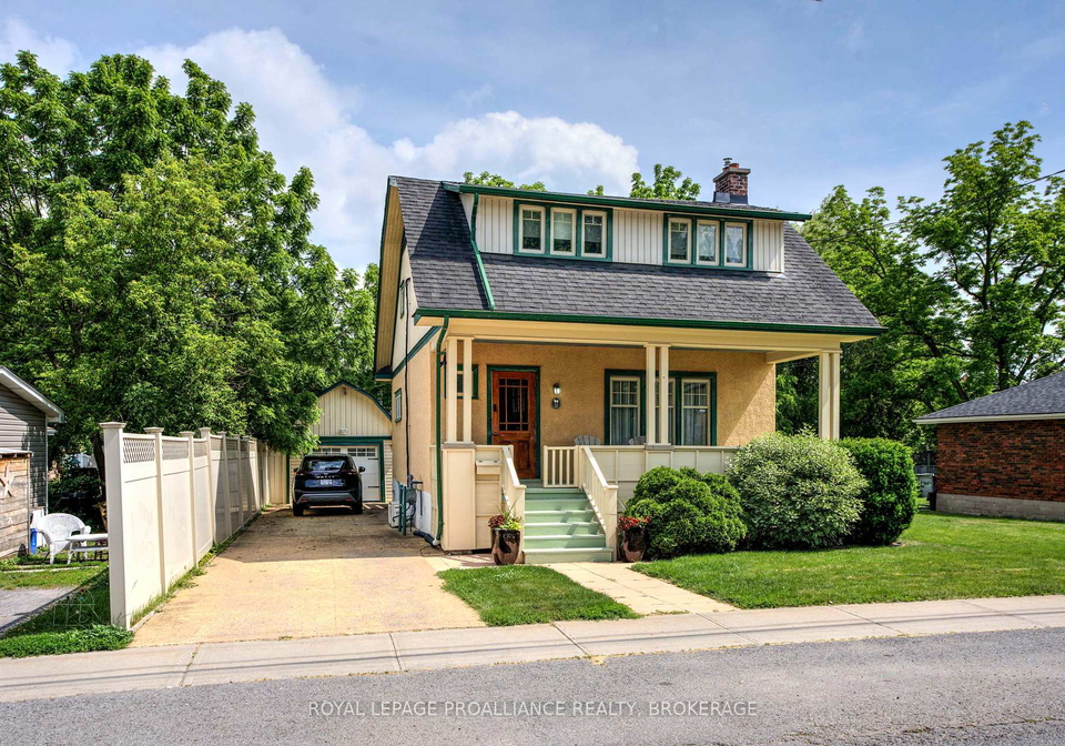 12-thomas-street-greater-napanee-ontario-x12313454