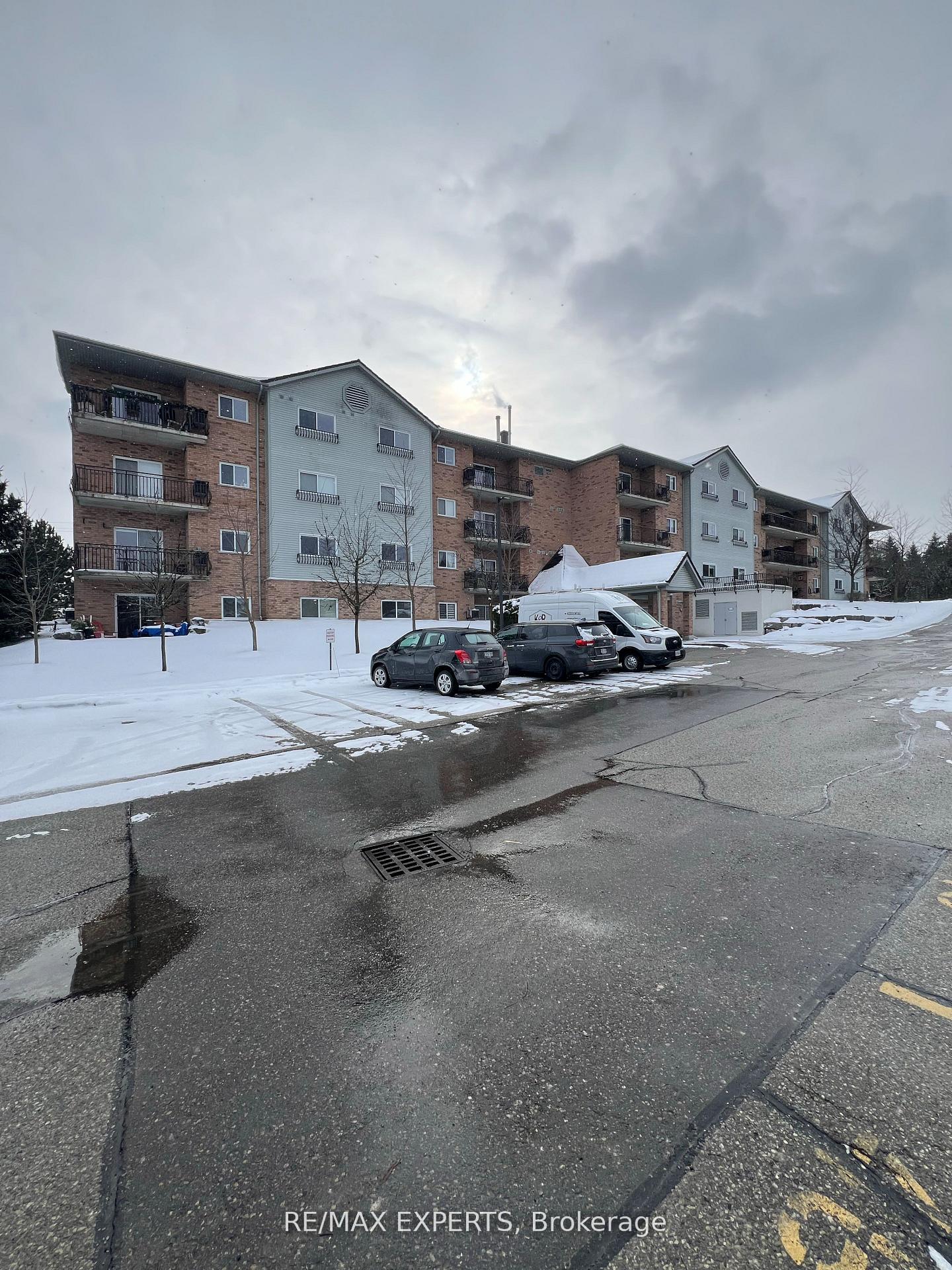 345-briarmeadow-drive-kitchener-ontario-x12313477