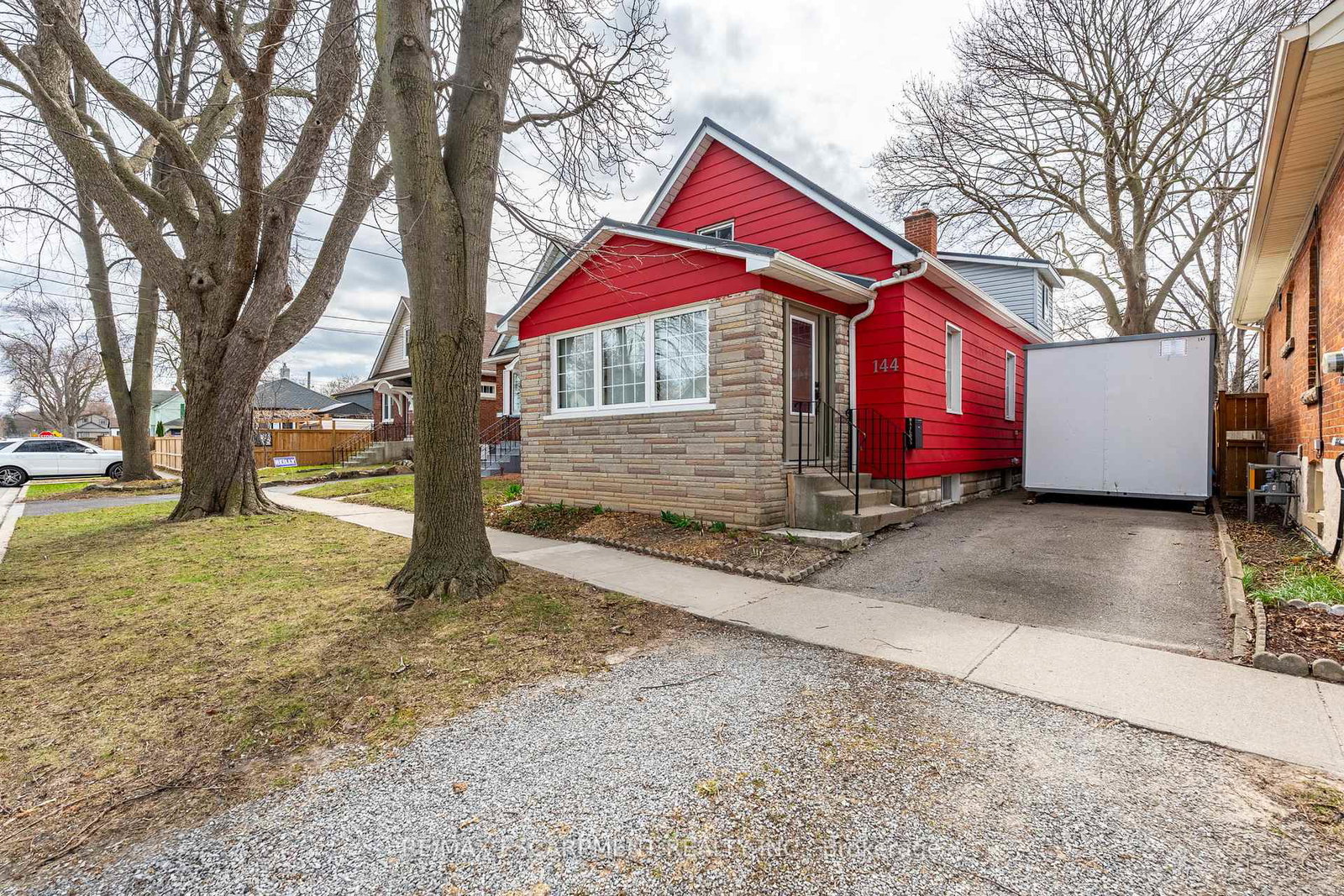 144-dufferin-street-e-e-st-catharines-ontario-x12313814