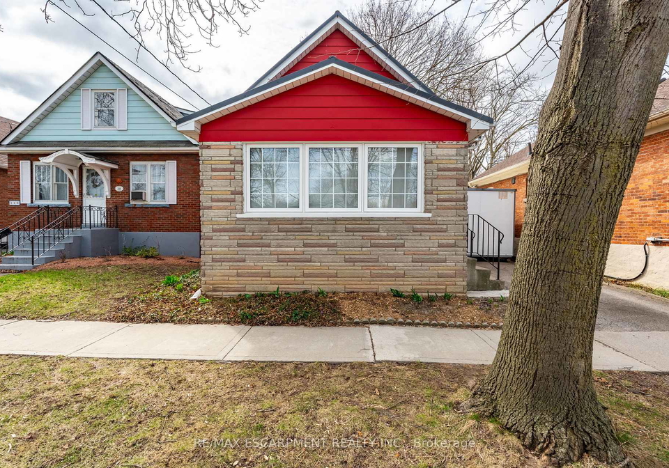 144-dufferin-street-e-e-st-catharines-ontario-x12313814