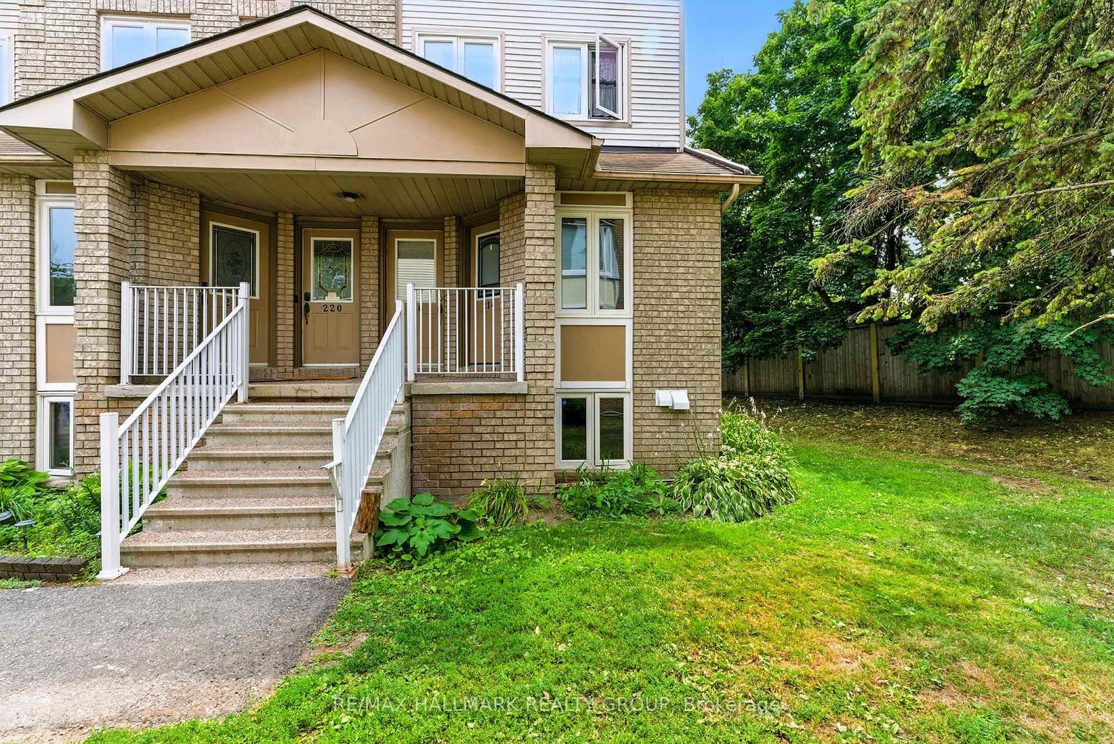 214-briston-private-ottawa-ontario-x12313967