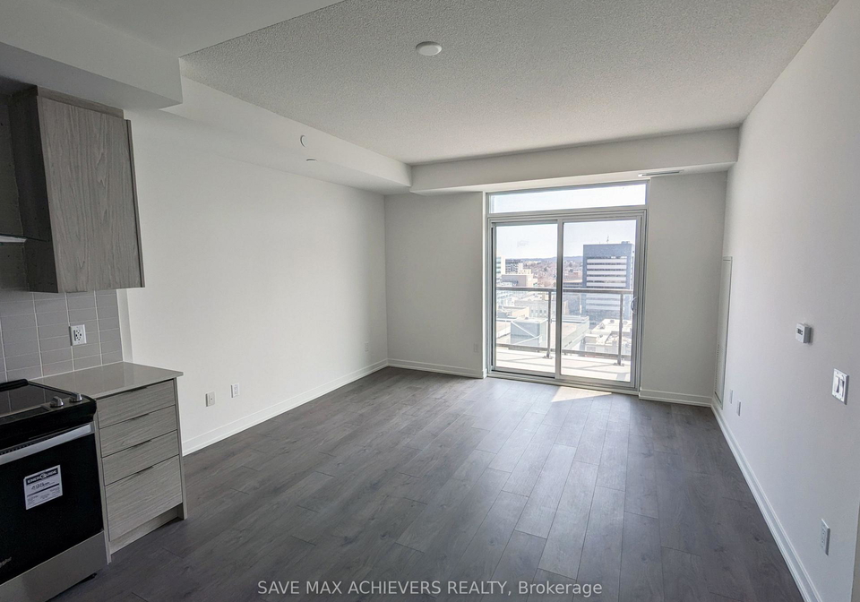 55-w-duke-street-w-w-kitchener-ontario-x12314006
