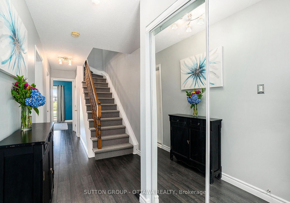 13-drayton-private-ottawa-ontario-x12314054