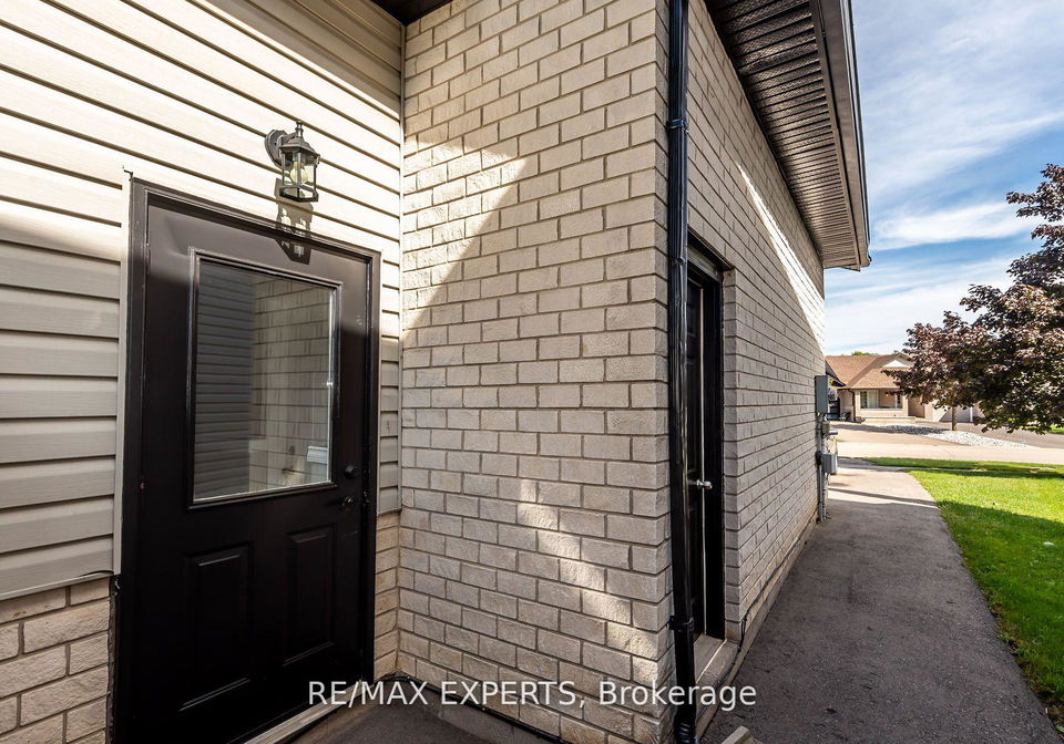52-marion-street-hamilton-ontario-x12314096