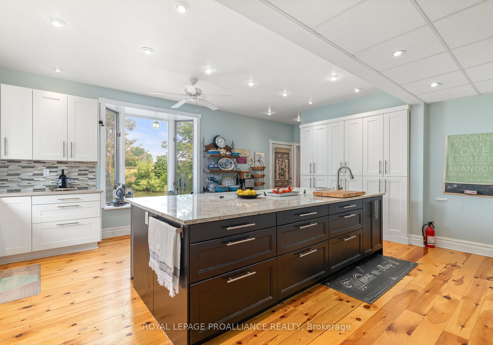 2925-county-road-10-na-prince-edward-county-ontario-x12314107