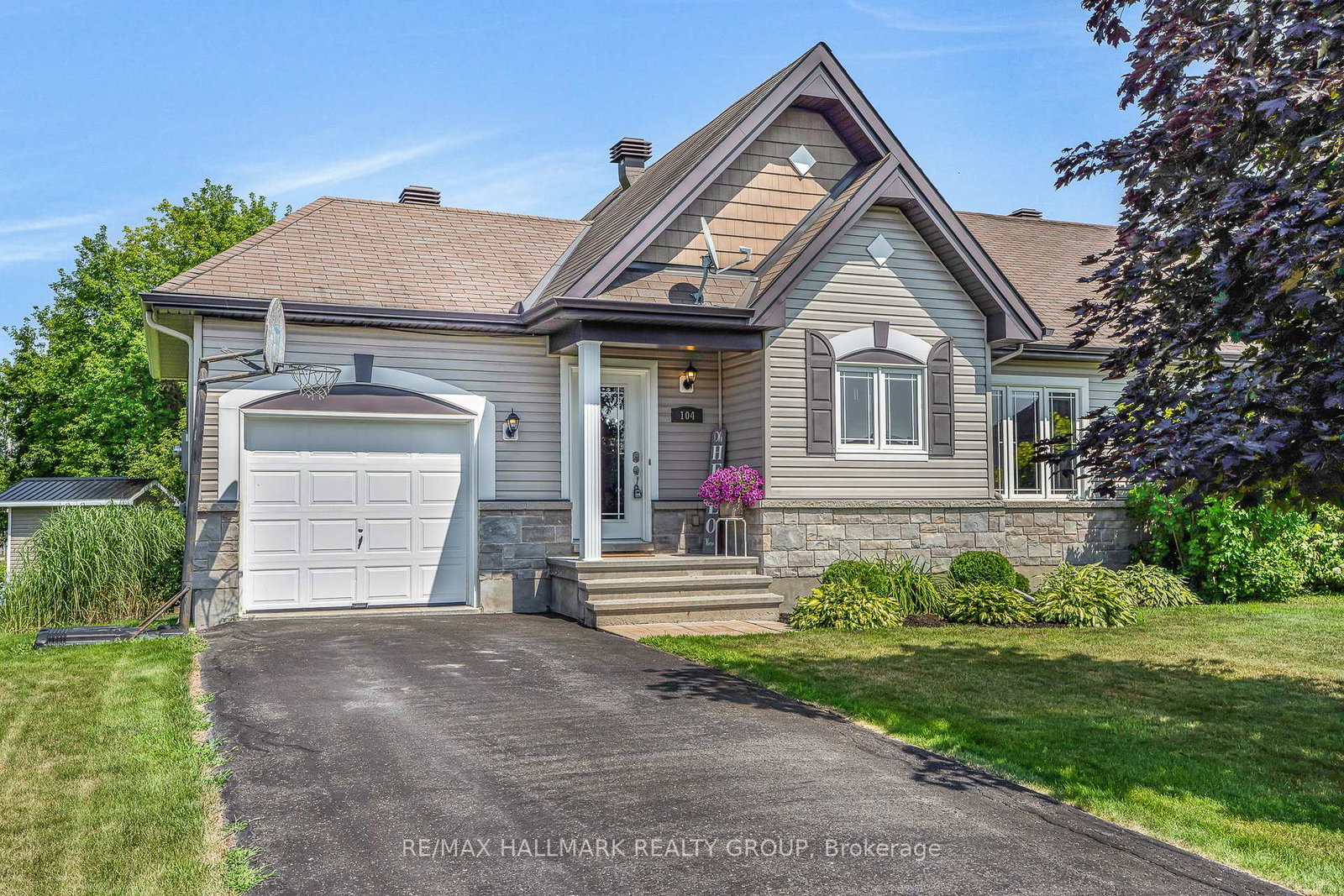 104-castel-street-alfred-and-plantagenet-ontario-x12314124