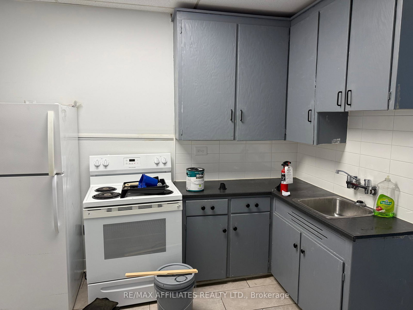 27-beckwith-street-n-n-smiths-falls-ontario-x12314576
