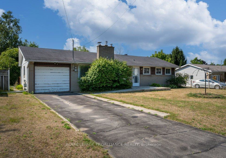 24-quinte-road-quinte-west-ontario-x12314707