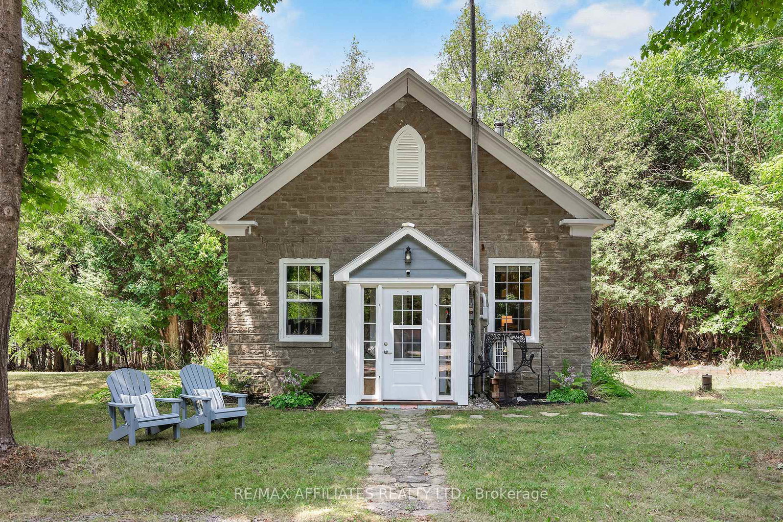 11654-rocksprings-road-elizabethtown-kitley-ontario-x12315255