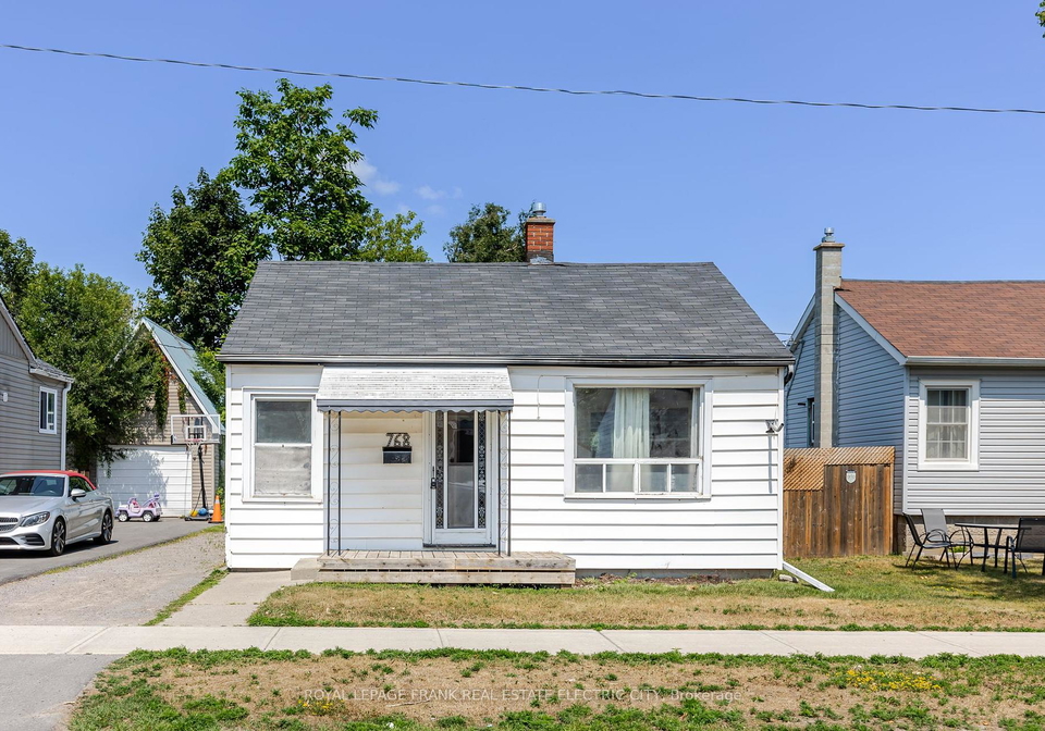 768-st-marys-street-peterborough-central-ontario-x12315352