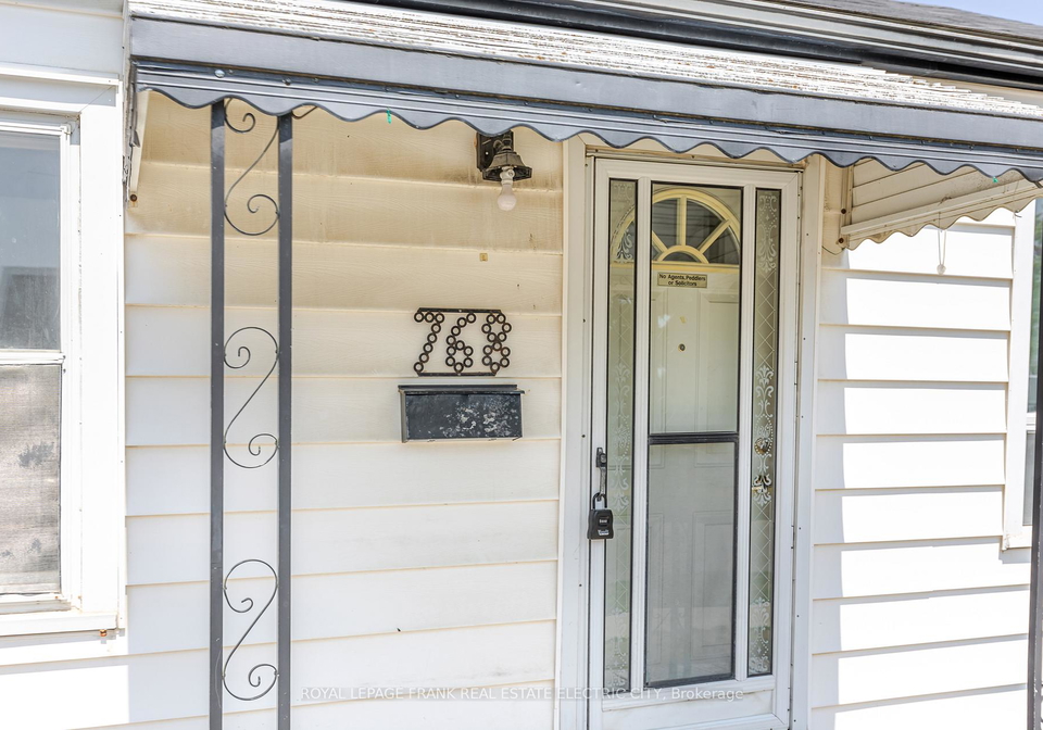 768-st-marys-street-peterborough-central-ontario-x12315352
