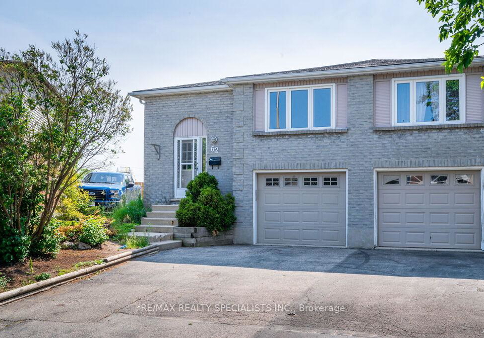 62-tamvale-crescent-kitchener-ontario-x12315393