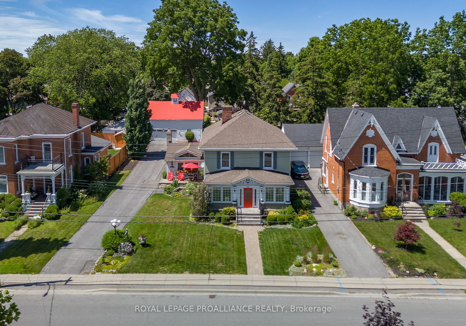 41-king-street-prince-edward-county-ontario-x12315484