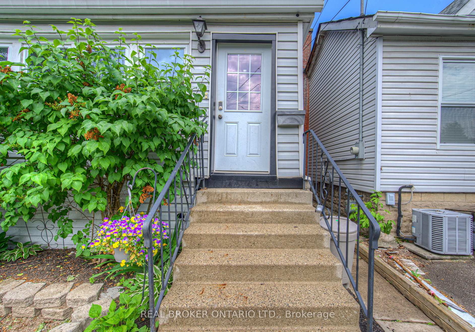 32-east-23rd-street-hamilton-ontario-x12315547