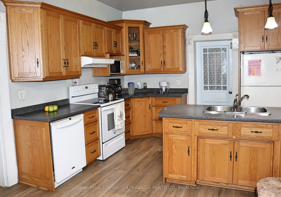 2029-john-street-w-w-howick-ontario-x12315562