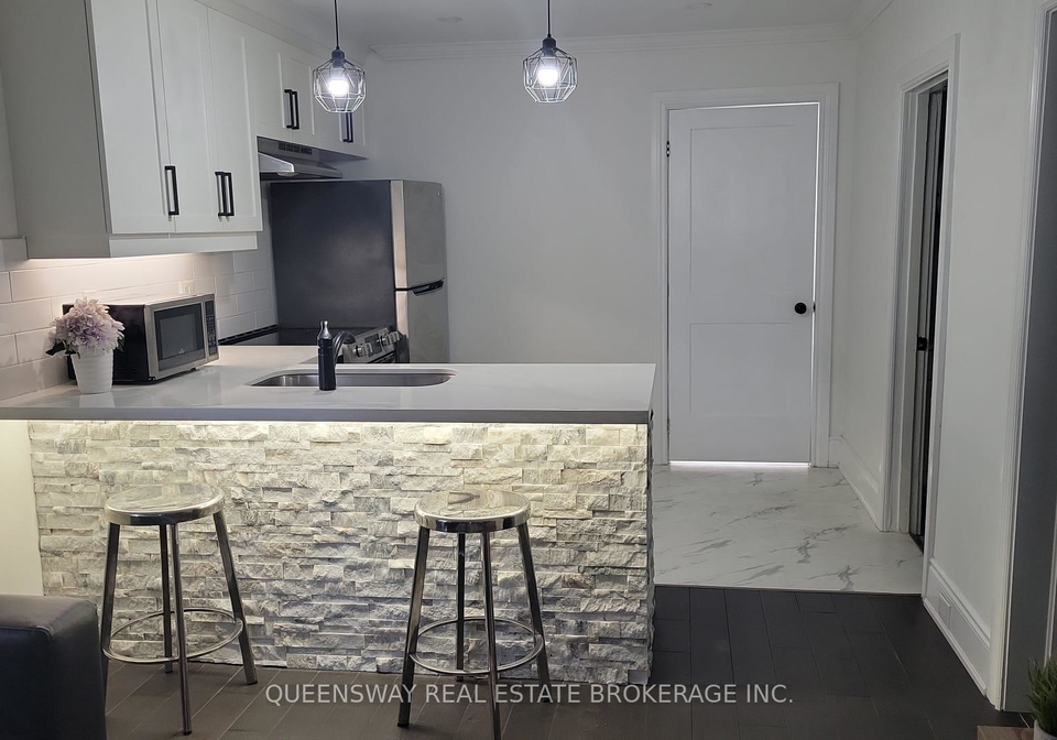 223-tolton-avenue-hamilton-ontario-x12315571