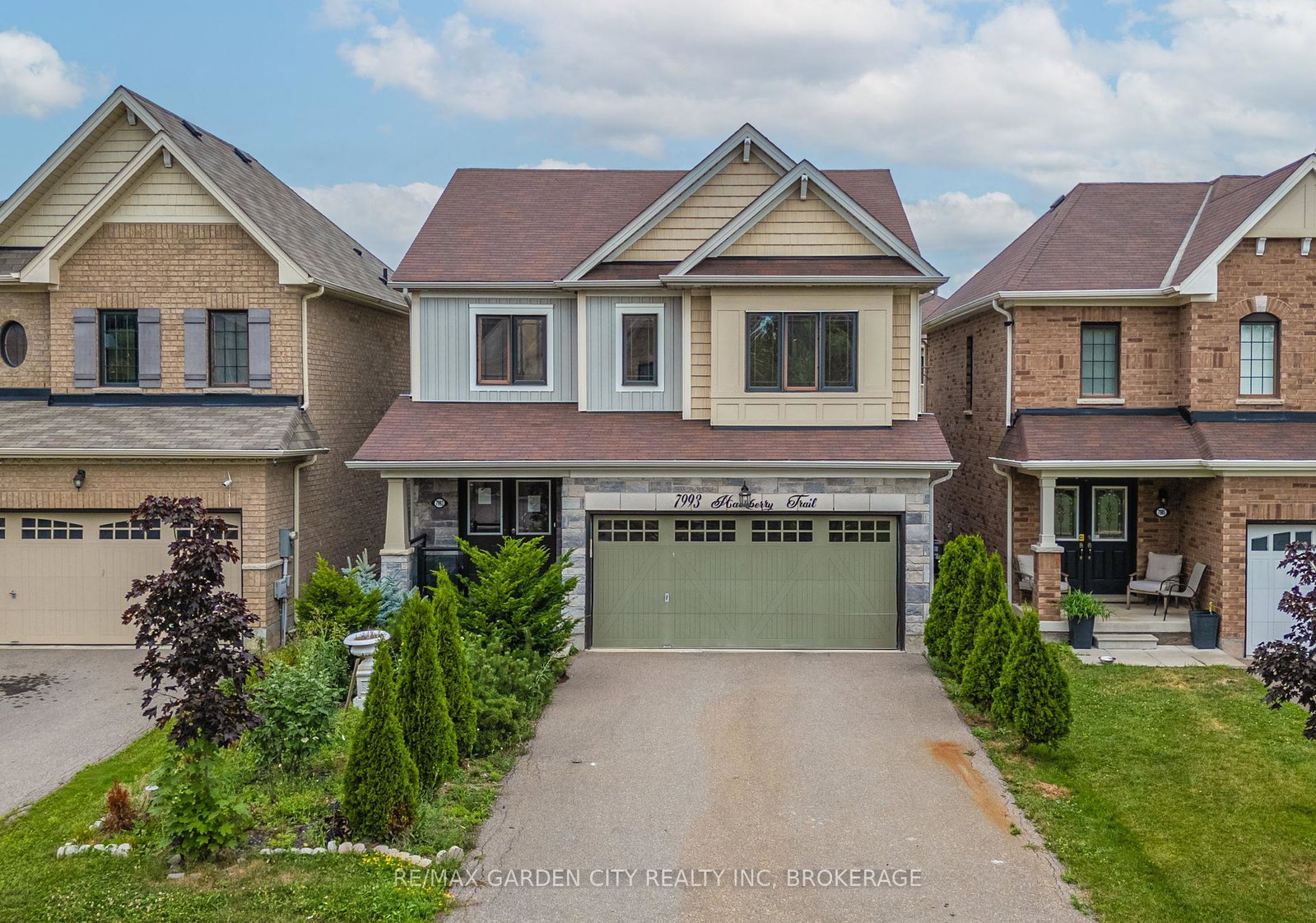 7993-hackberry-trail-niagara-falls-ontario-x12315577
