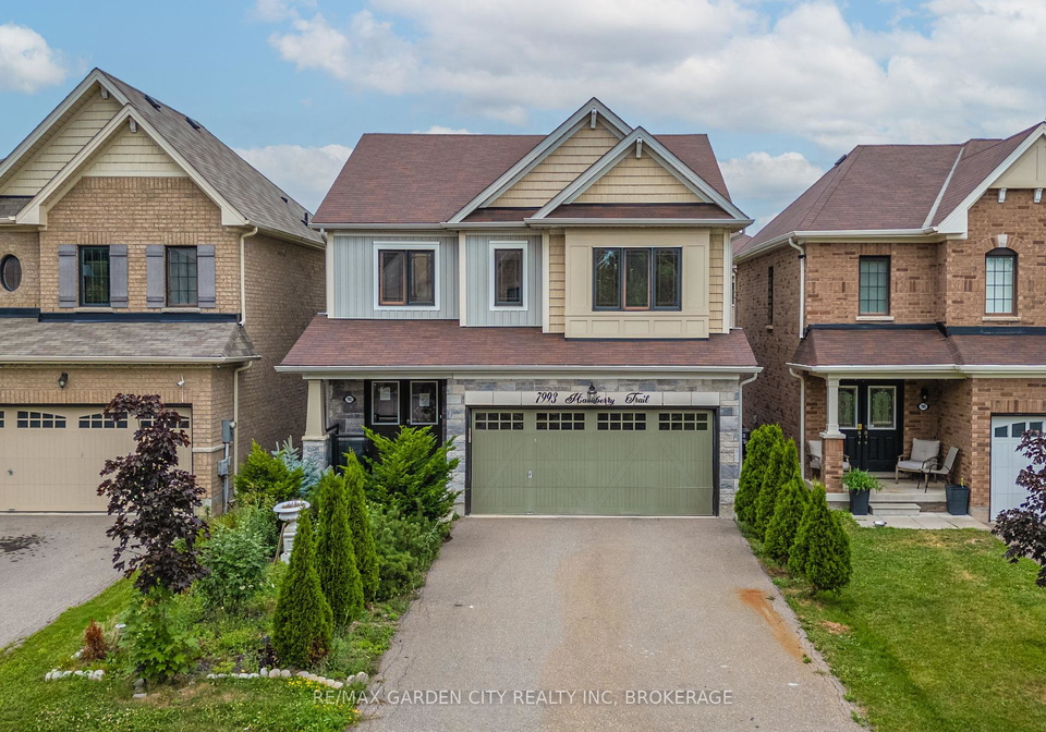 7993-hackberry-trail-niagara-falls-ontario-x12315577