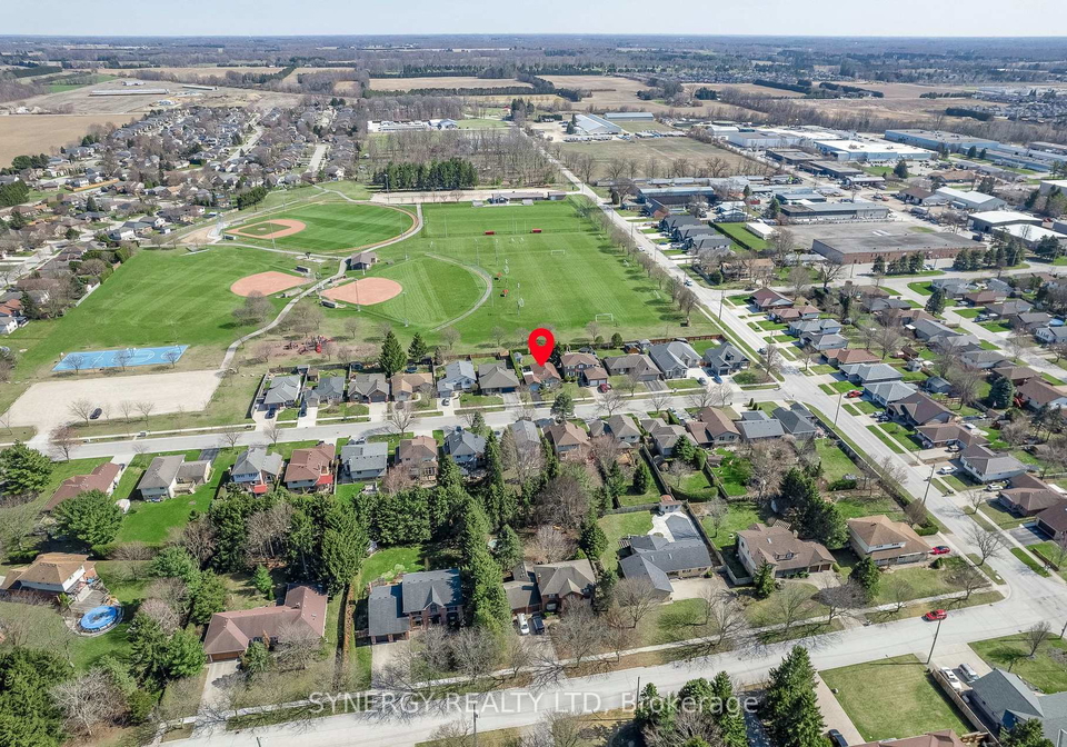 16-parkview-drive-strathroy-caradoc-ontario-x12315599