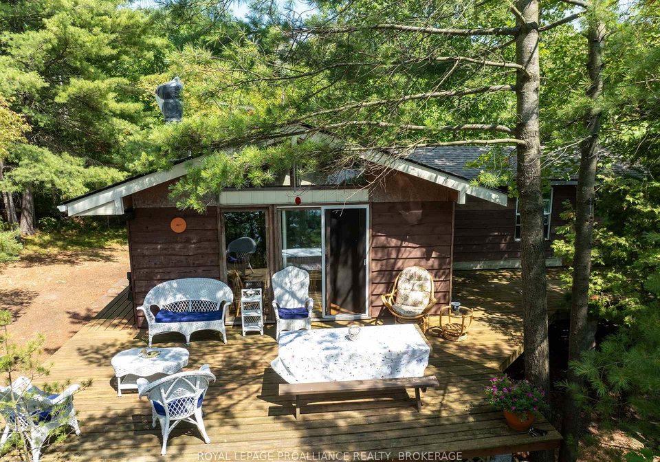 1379-everett-lane-frontenac-ontario-x12315831