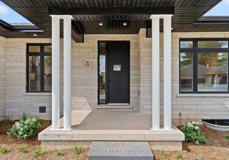 18-accursi-street-pelham-ontario-x12315932