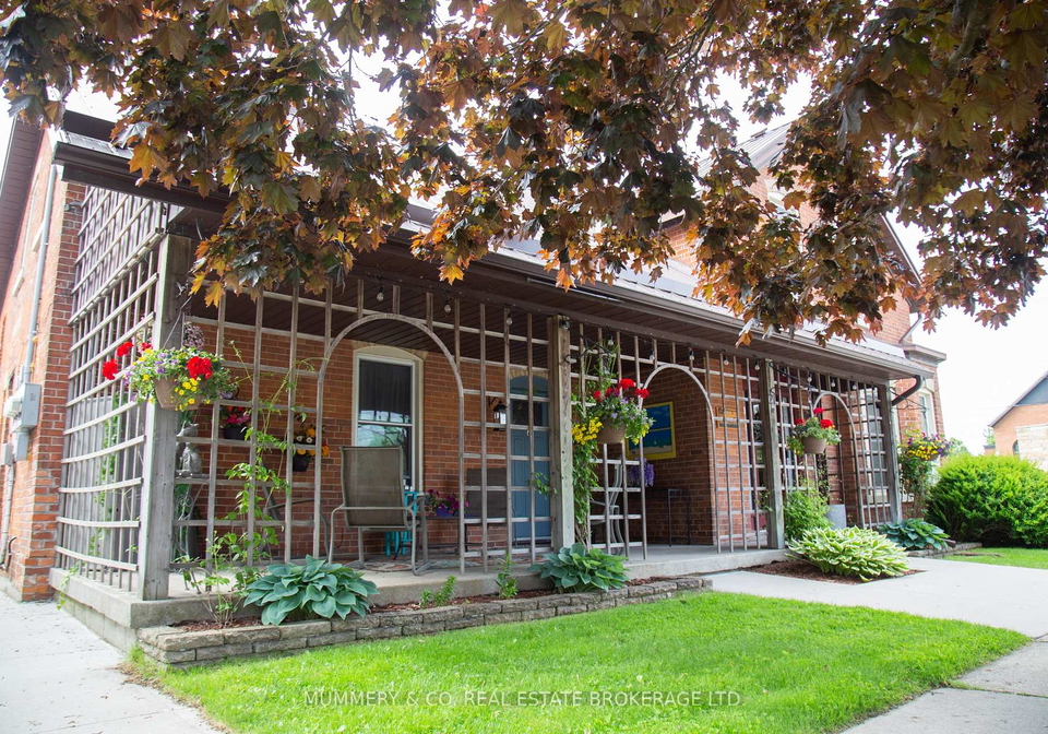 21-chapman-street-w-w-norfolk-ontario-x12315933