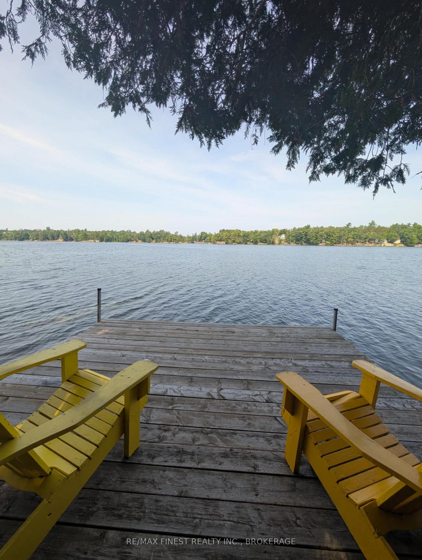 2-porcupine-island-na-frontenac-ontario-x12316103