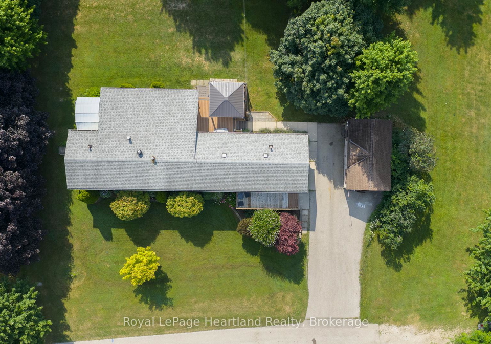 240-hickory-lane-perth-east-ontario-x12316144