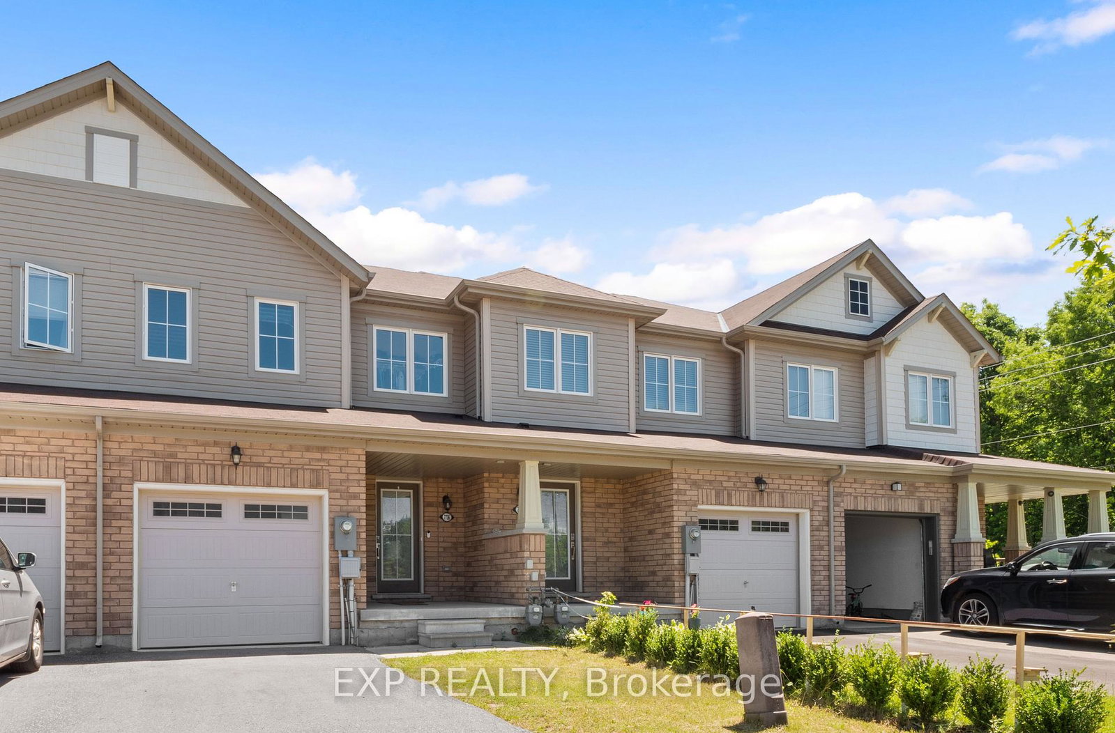 7736-white-pine-crescent-niagara-falls-ontario-x12316182