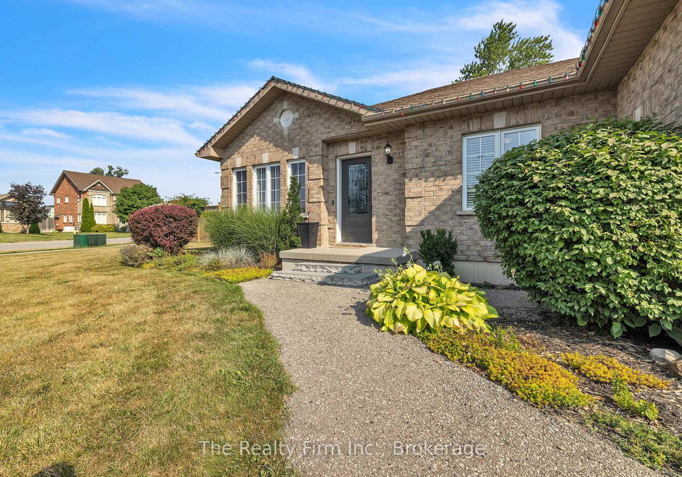 4-tompkins-court-norwich-ontario-x12316574