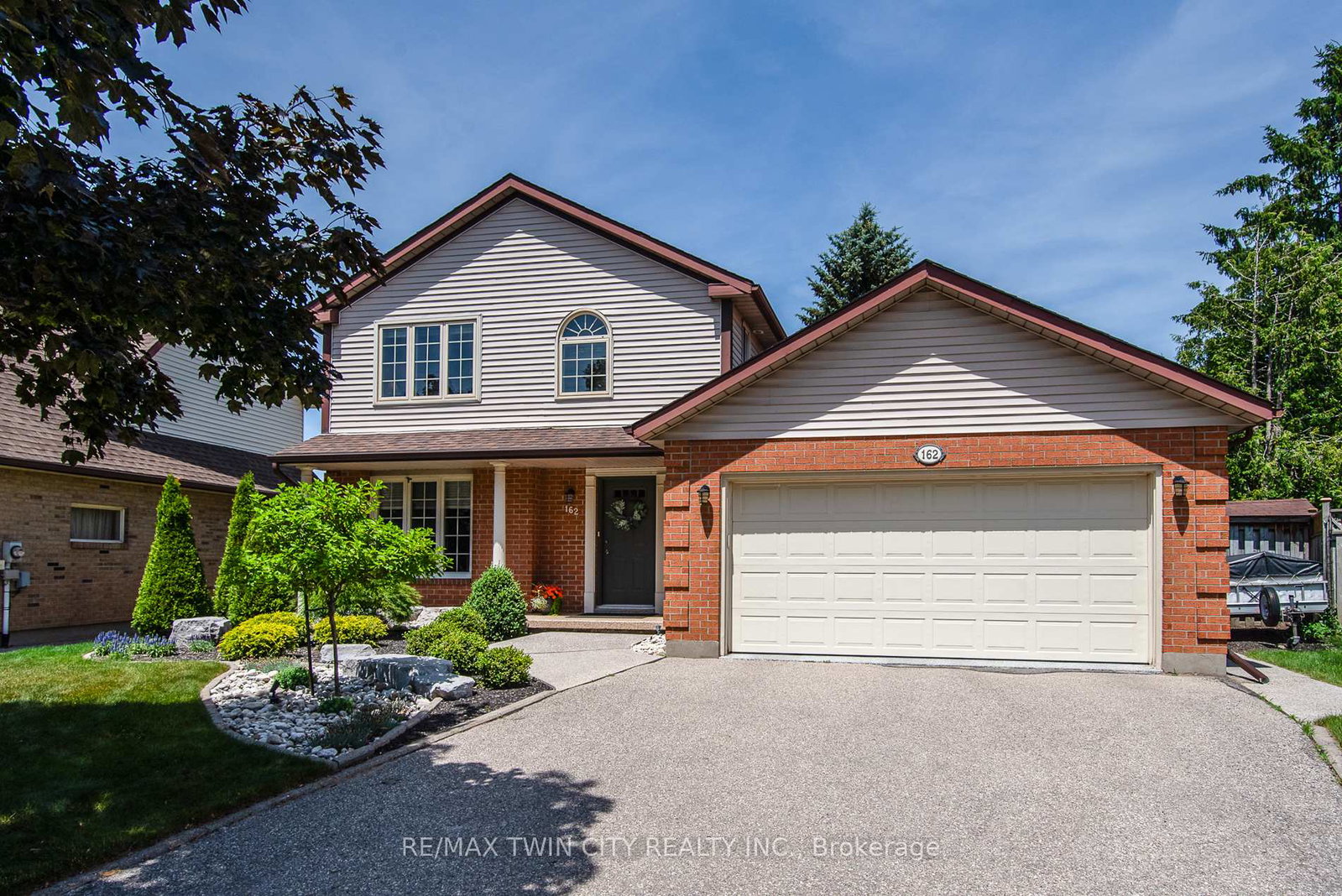 162-ambleside-court-waterloo-ontario-x12316575