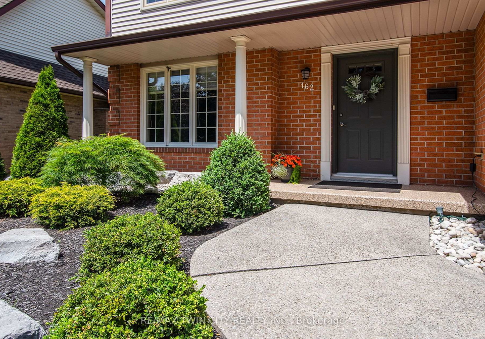 162-ambleside-court-waterloo-ontario-x12316575