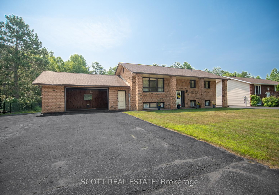 705-elgin-street-pembroke-ontario-x12316588