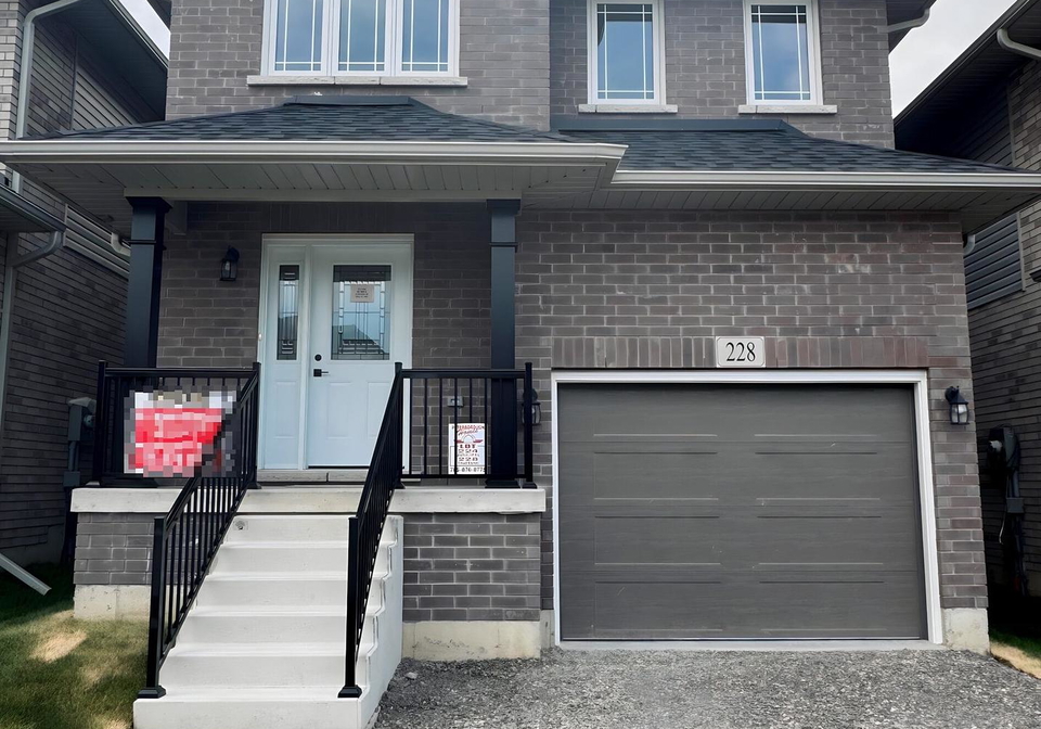 228-oneil-street-peterborough-north-ontario-x12316605