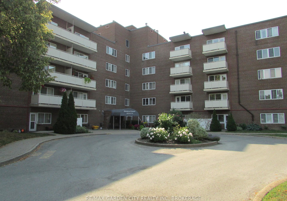 198-scott-street-s-s-st-catharines-ontario-x12316669