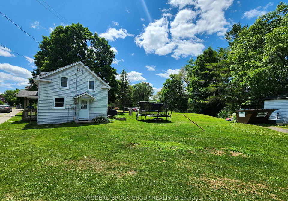 4-main-street-w-w-elizabethtown-kitley-ontario-x12316693