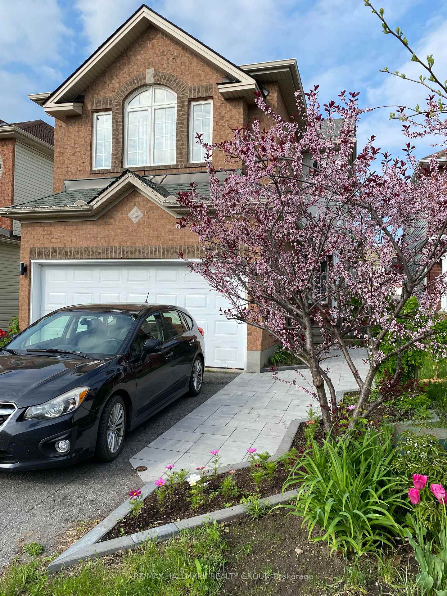 16-whitestone-drive-ottawa-ontario-x12316728