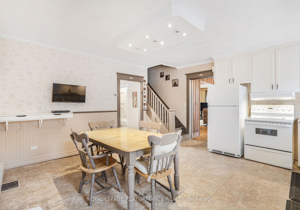 72-longueuil-street-champlain-ontario-x12316797