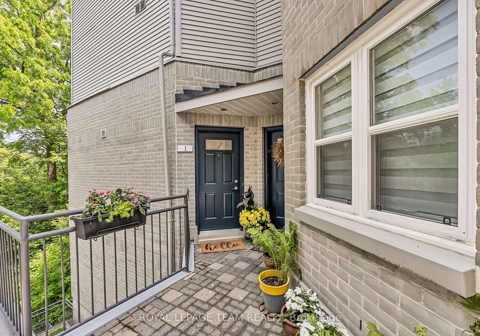 112bavlie-avenue-ottawa-ontario-x12316932