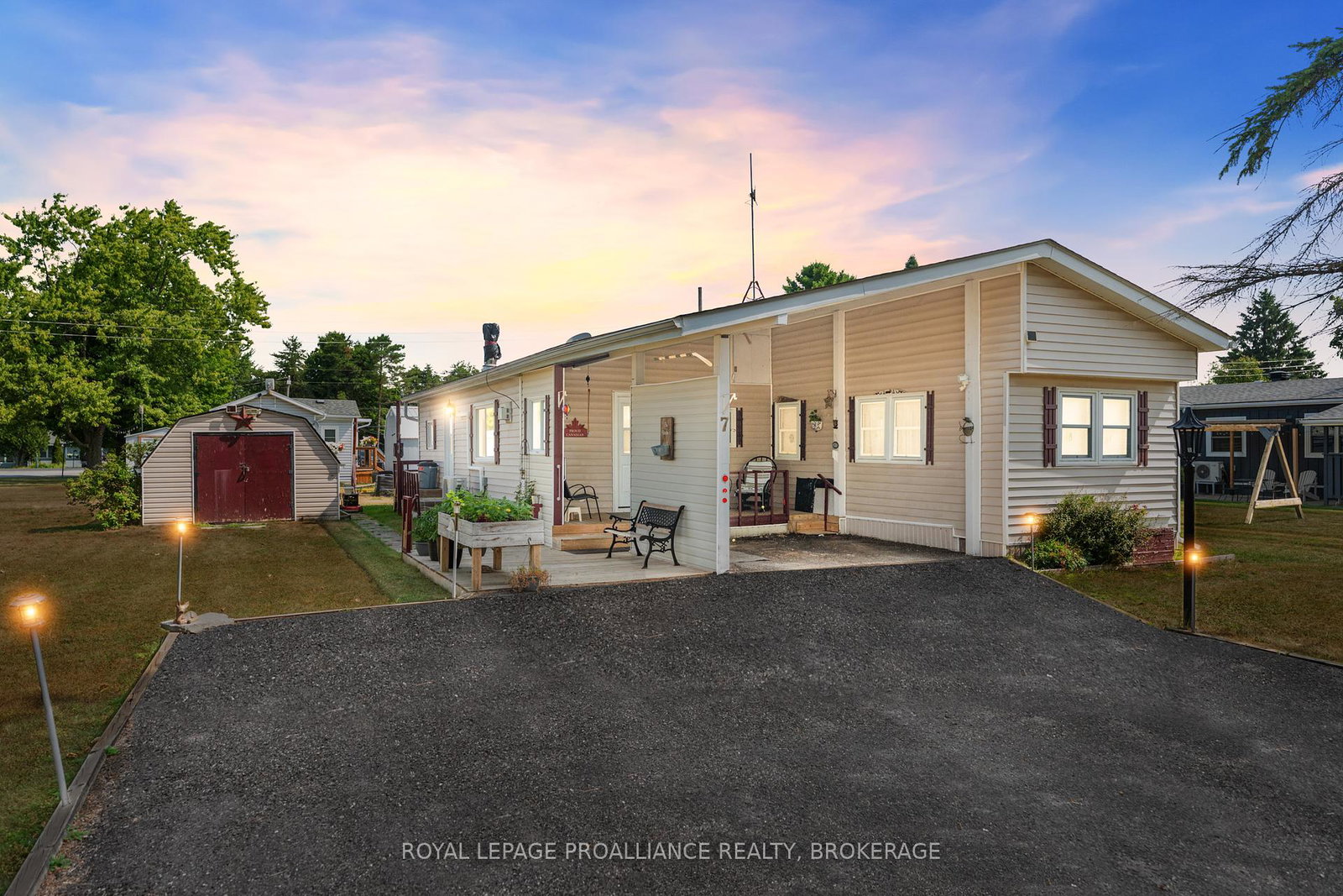 4328-elm-street-south-frontenac-ontario-x12317118