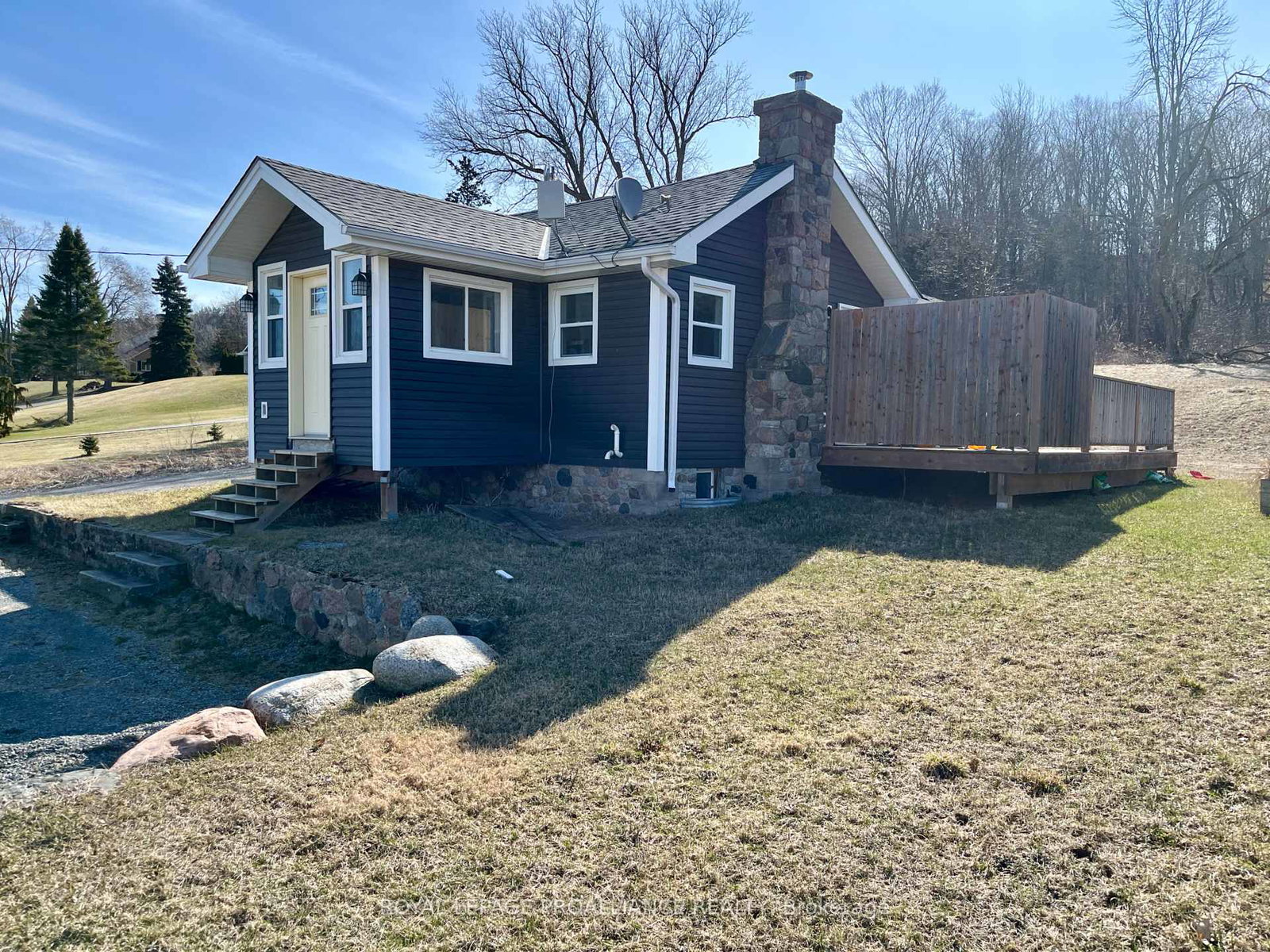 2237-county-road-3-na-prince-edward-county-ontario-x12317210