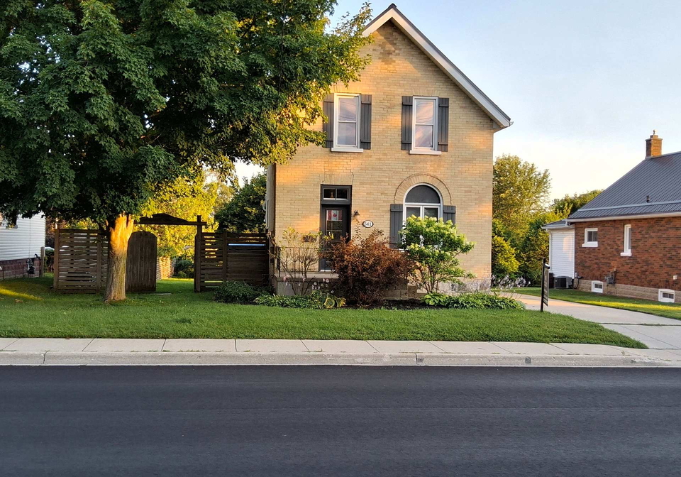 541-9th-street-hanover-ontario-x12317223