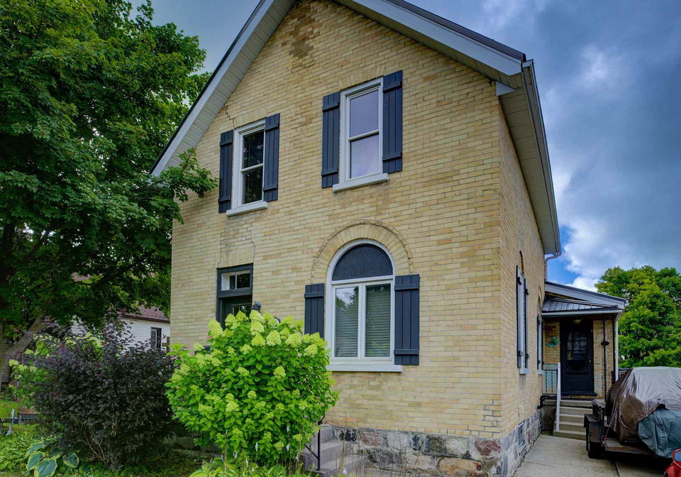 541-9th-street-hanover-ontario-x12317223
