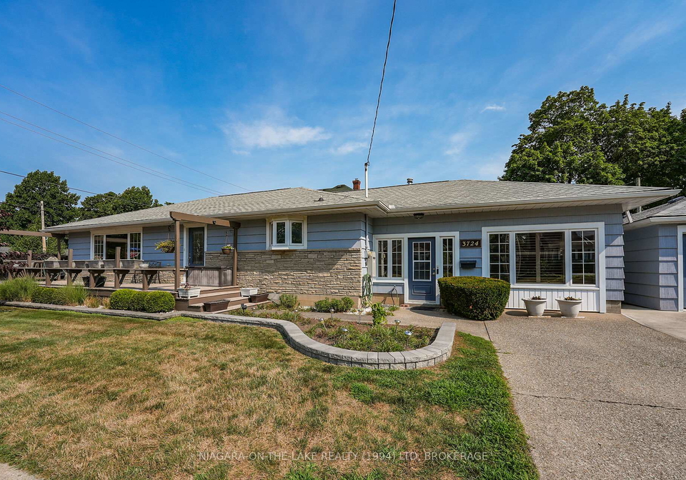 3724-hershey-street-fort-erie-ontario-x12317254