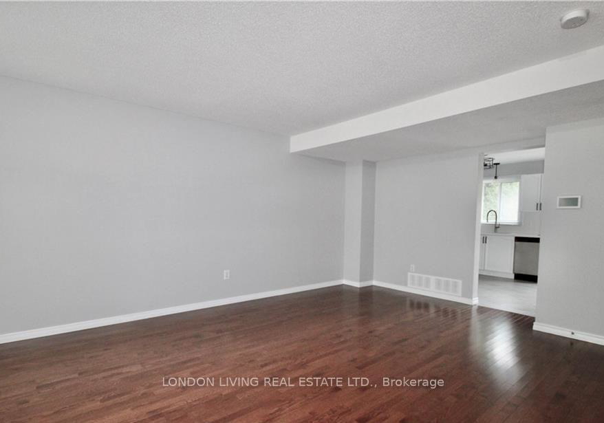 70-chapman-court-london-north-ontario-x12317479