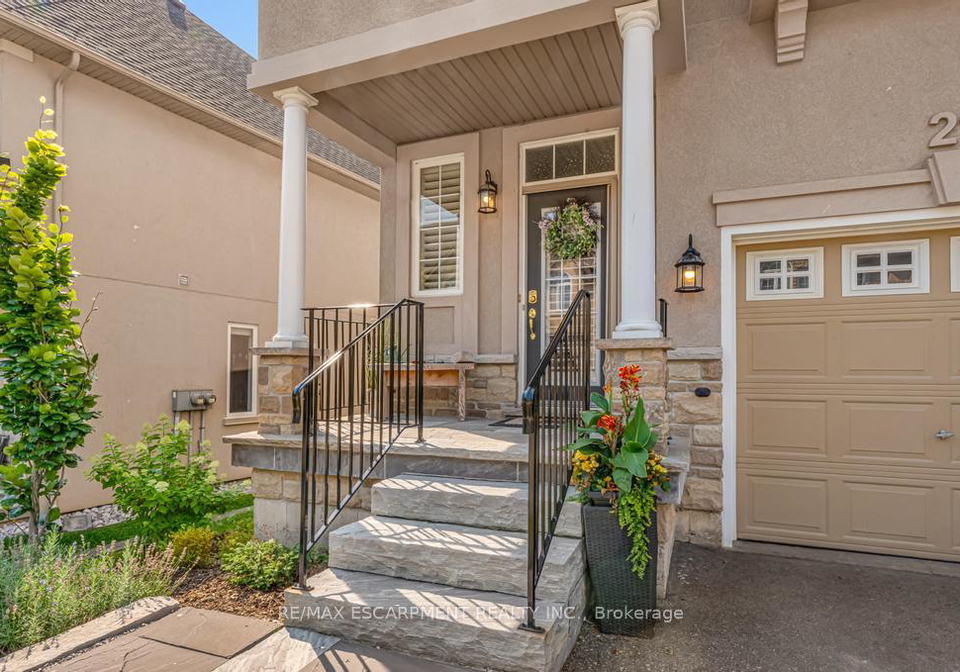 21-forest-valley-crescent-hamilton-ontario-x12317528