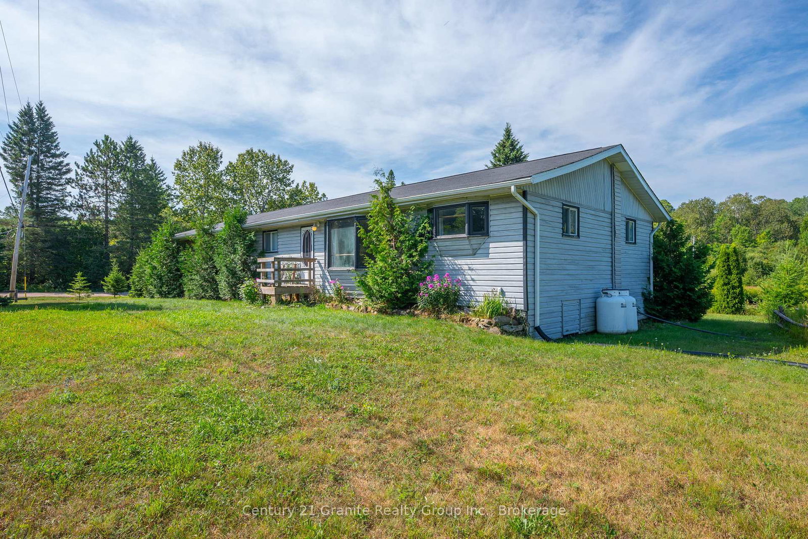 10-hillside-road-hastings-highlands-ontario-x12317580