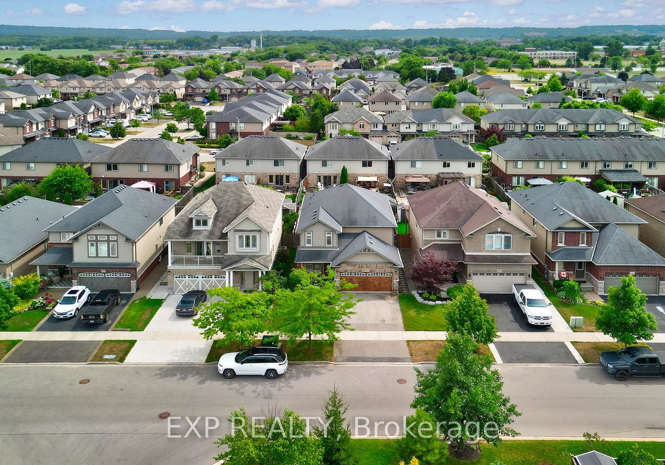 4882-allan-court-lincoln-ontario-x12317790