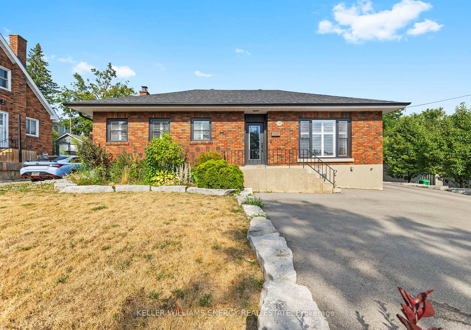 1302-dobbin-avenue-peterborough-central-ontario-x12317850